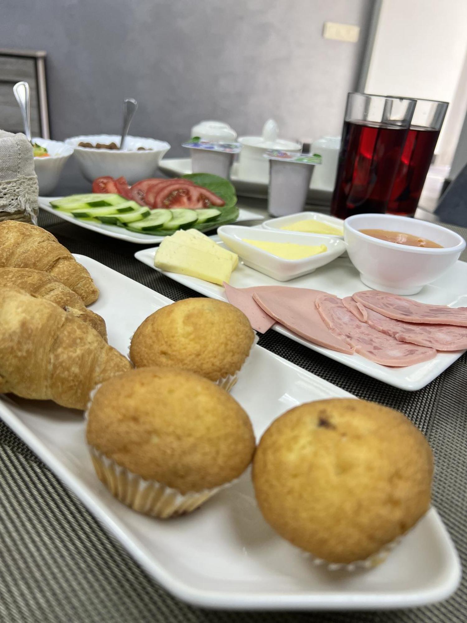 Mashtots Hotel Yerevan Ngoại thất bức ảnh