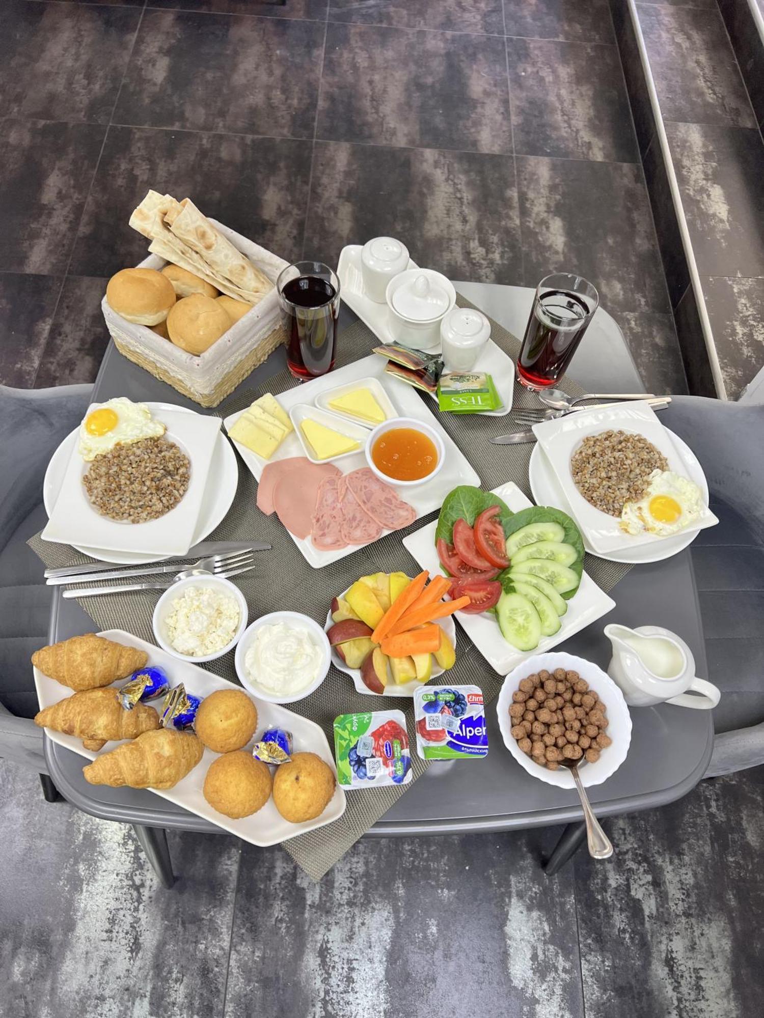 Mashtots Hotel Yerevan Ngoại thất bức ảnh