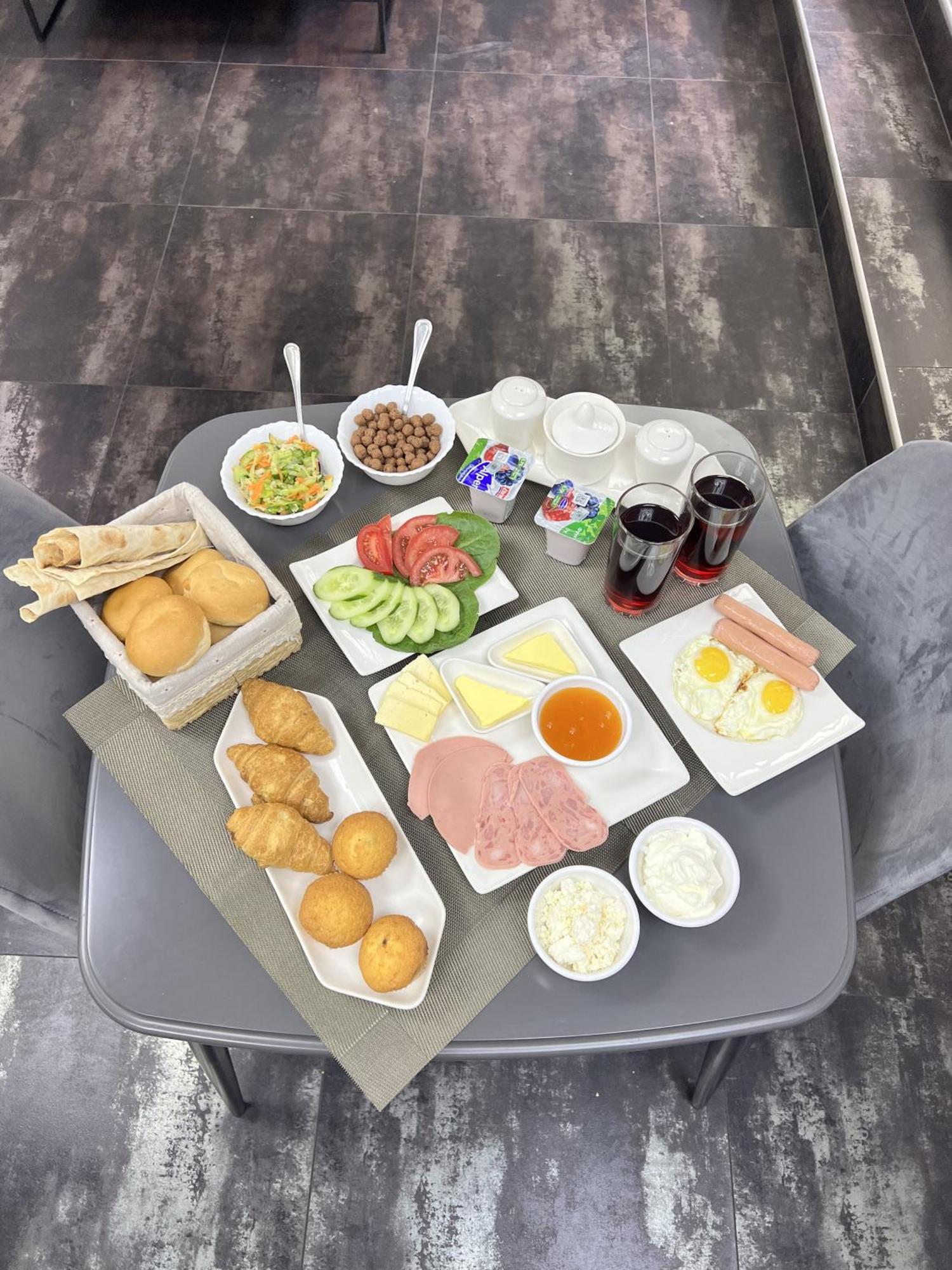 Mashtots Hotel Yerevan Ngoại thất bức ảnh